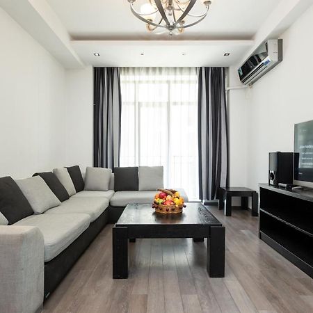 Two Bedroom Apartment In The City Center Tbilisi Zewnętrze zdjęcie
