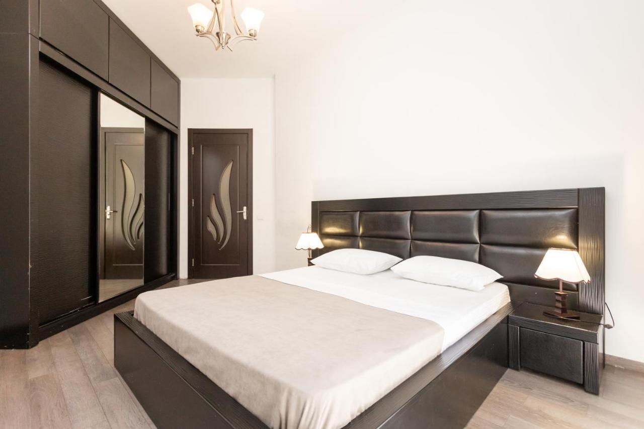 Two Bedroom Apartment In The City Center Tbilisi Zewnętrze zdjęcie