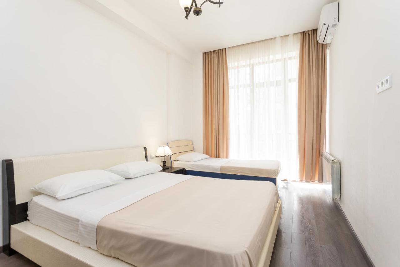 Two Bedroom Apartment In The City Center Tbilisi Zewnętrze zdjęcie